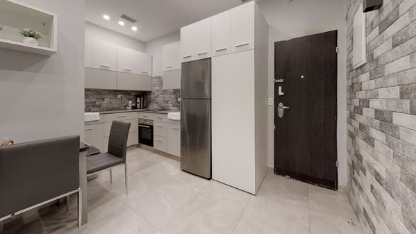 Fresh, clean, great 1 bedroom apartment on ground floor on Yoel St