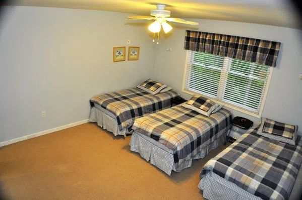 BEAUTIFUL SPACIOUS PRIVATE KOSHER HOUSE AVAILABLE ALL YEAR ROUND!  9 BEDROOMS 