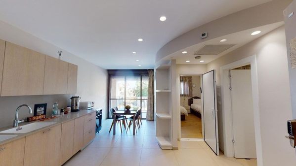 Schneller Spacious One Bedroom Apartment Rental