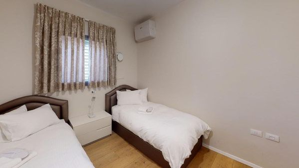 Schneller Spacious One Bedroom Apartment Rental