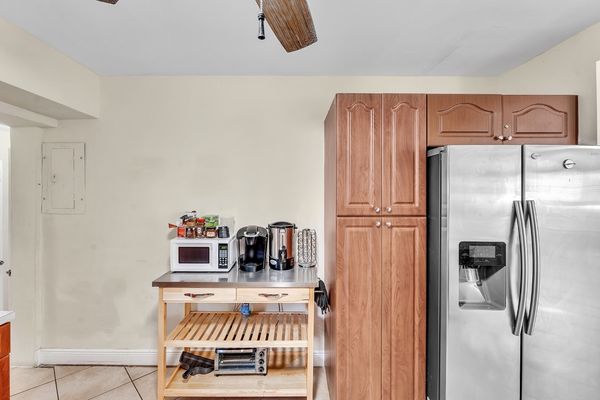 Beautiful REASONABLE 4 Bed 3 Bath fully stocked Villa  