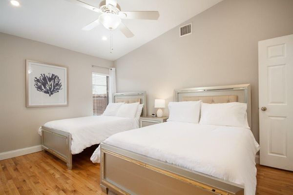 Gorgeous Kosher Boca Raton House 5 min walk to shul