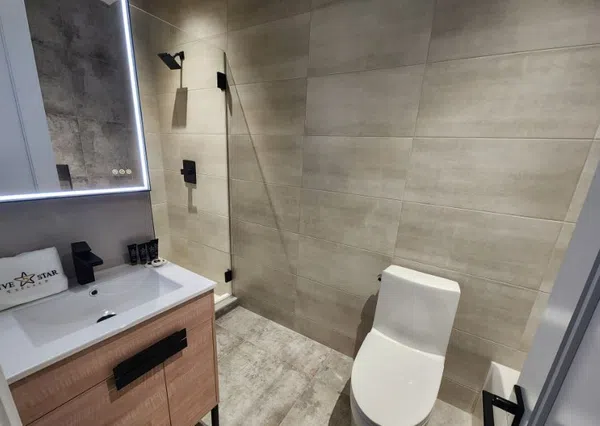 BOOK NOW FOR YOUR SHABBOS/MIDWEEK GETAWAY!  New luxury state of the art 17 Bedro