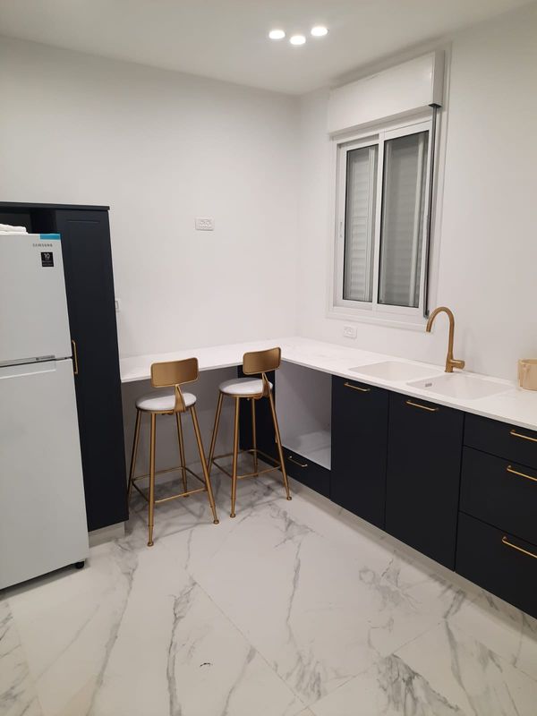 New- Luxurious One Bedroom Vacation Rental On Strauss, Geula- Jerusalem