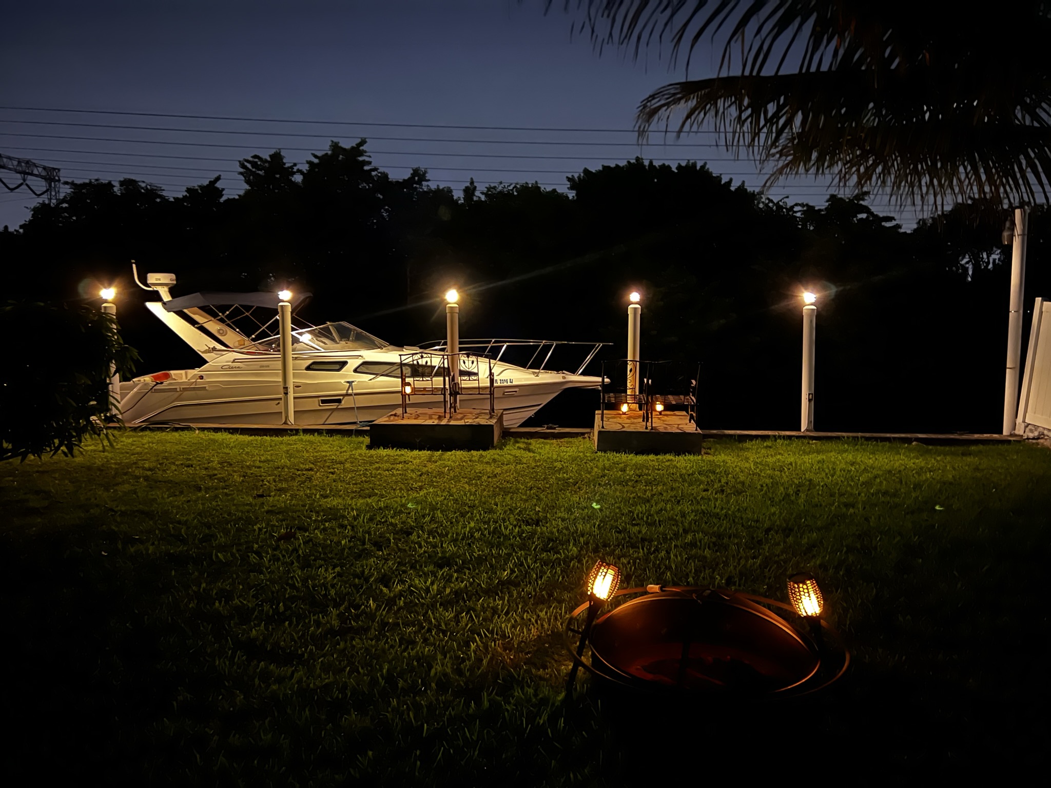 Charming Waterfront Private Glatt Kosher Home 