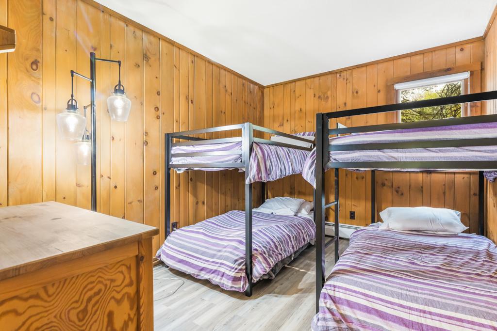 VERMONT 3++ bedroom, game rm sauna, loft - RENT ALL 6 AND BRING UR WHOLE FAM!