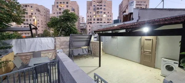 NEW- ONE BEDROOM VACATION RENTAL IN THE HEART OF JERUSALEM, ROMEMA, RISHON LEZIO