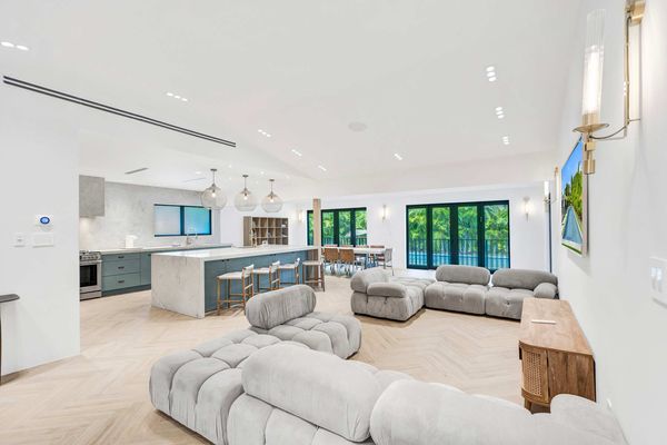 Diamond Villa