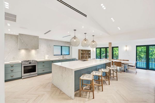 Diamond Villa