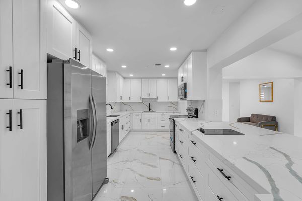Ruby Villa - Lakefront Villa