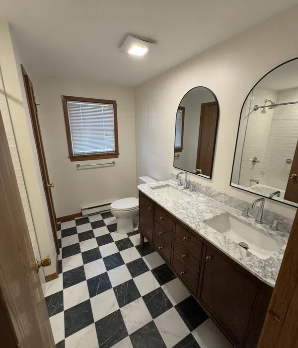 Lake house Villa Sleeps 15