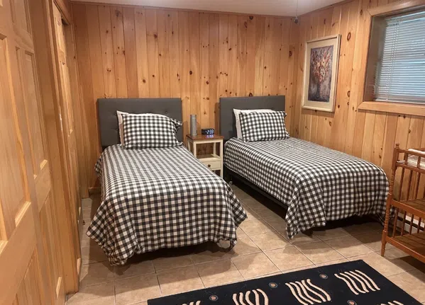 Lake house Villa Sleeps 15