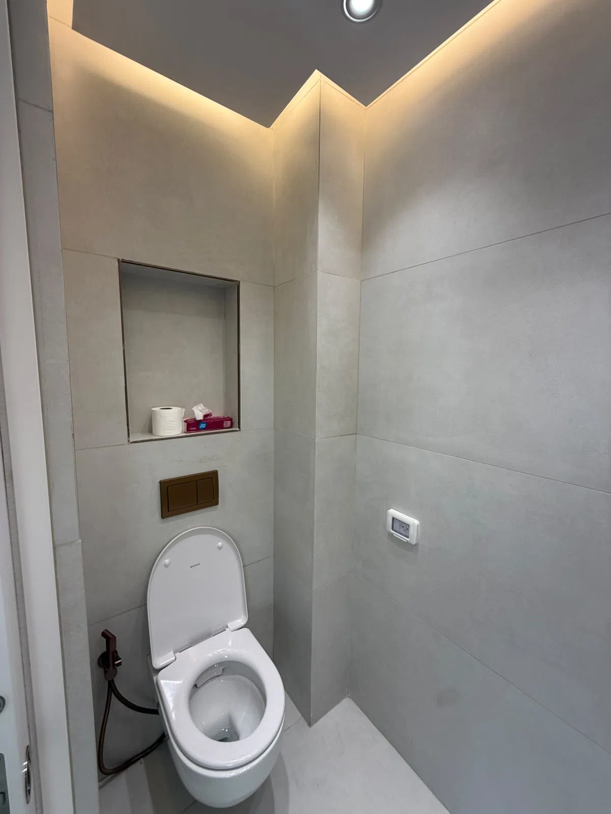 NEW- GORGEOUS VACATION RENTAL IN THE HEART OF JERUSALEM, ROMEMA