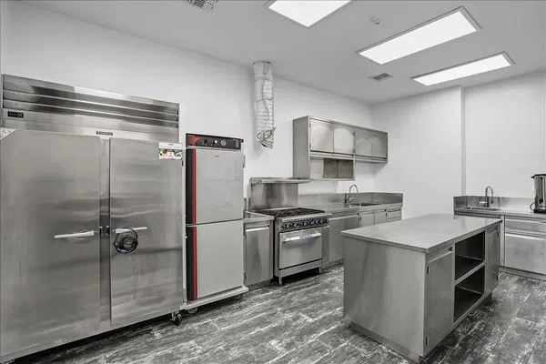 KD Hall & Suites