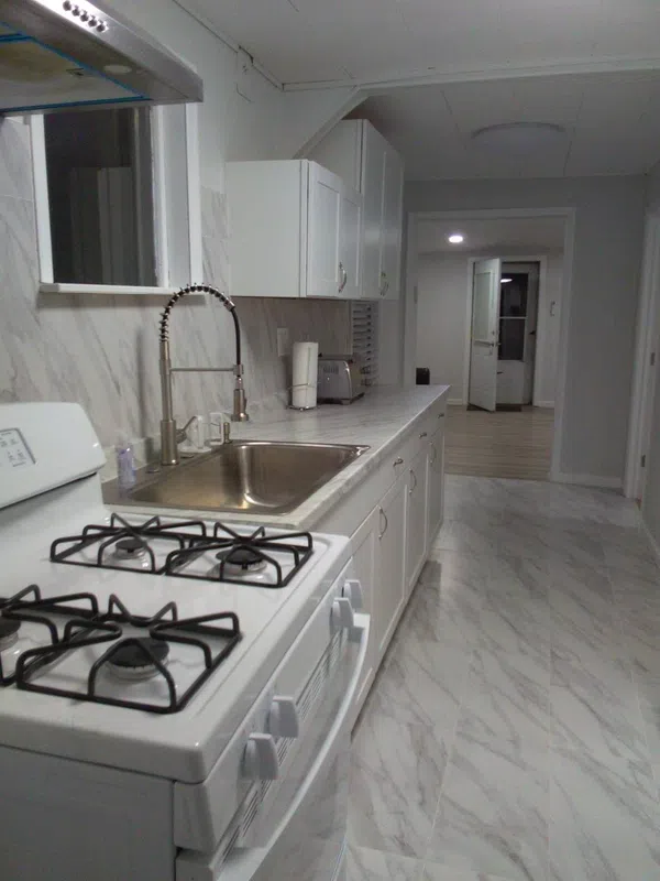 The Fallsburg 2 bedroom Beautiful Getaway