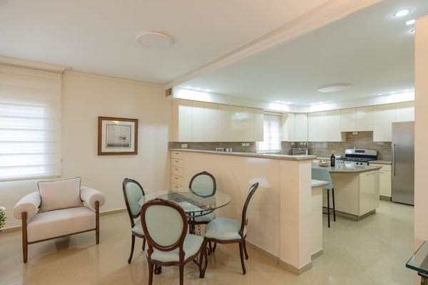 Apartment in Hiram Street