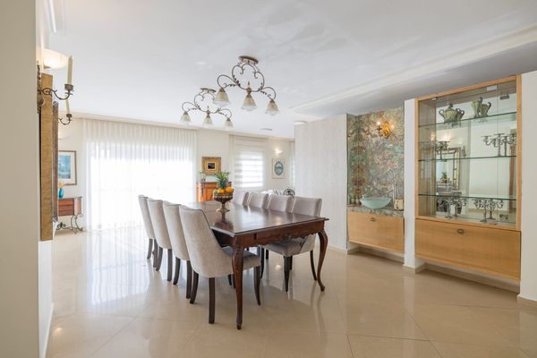 Apartment in Hiram Street