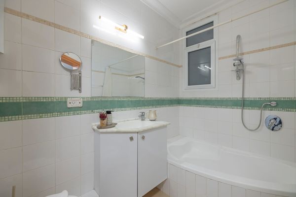 Apartment in Hiram Street