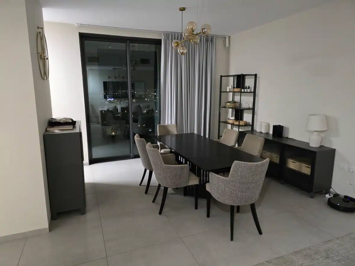 3 Beautiful Bedrooms Near Machane Yehuda