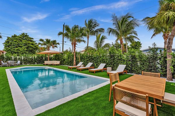 Palm Pointe