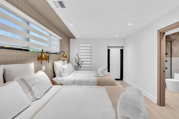 Palm Pointe