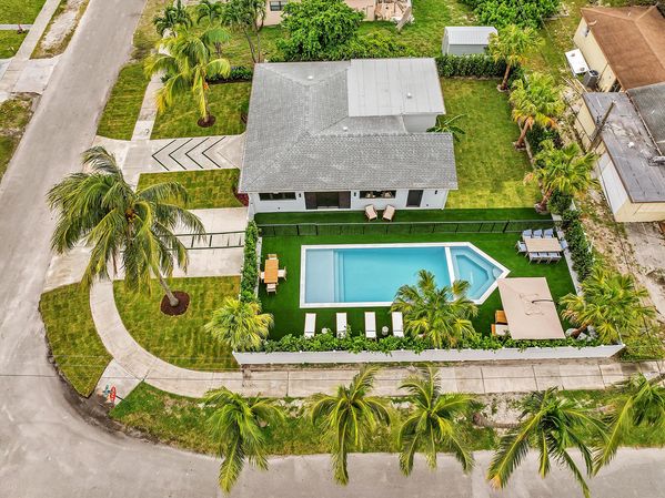 Palm Pointe