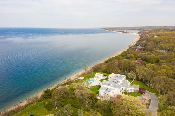 Soundview Manor In Long Island