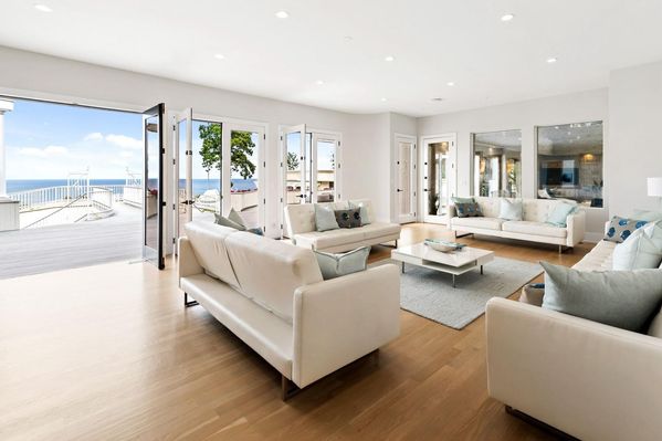 Soundview Manor In Long Island