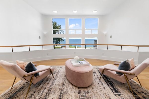 Soundview Manor In Long Island