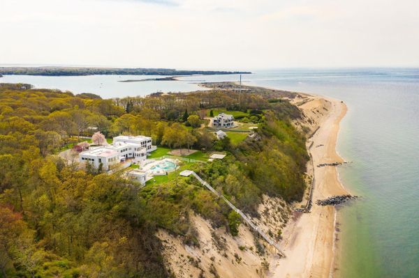 Soundview Manor In Long Island