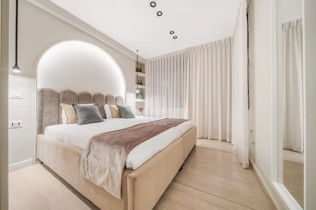 New Beautiful Apartment