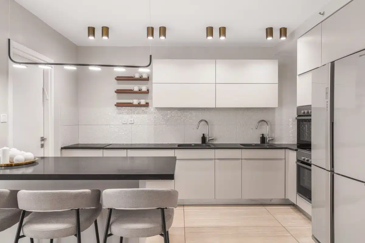 New Beautiful Apartment