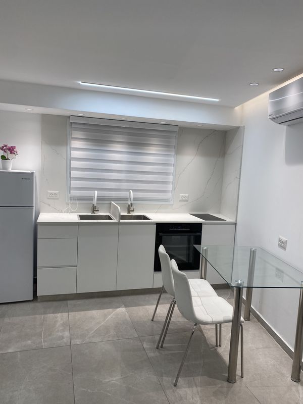 Beautiful 1 bedroom apartment 15 minutes from Jerusalem