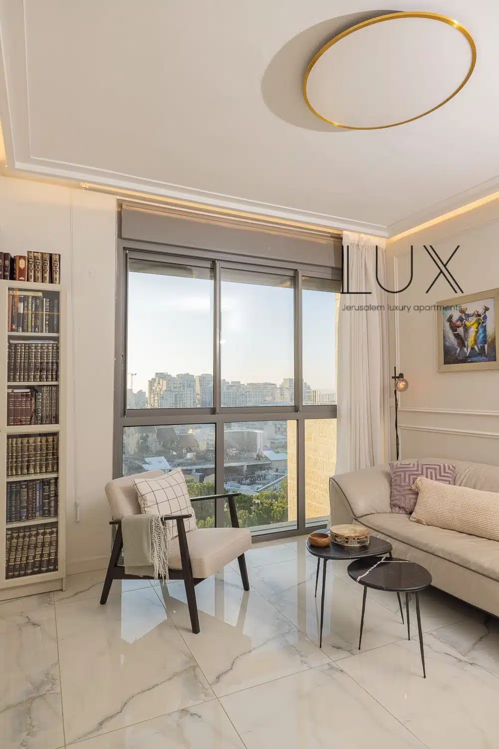 Luxury 3 Bedroom Apartment in schneller