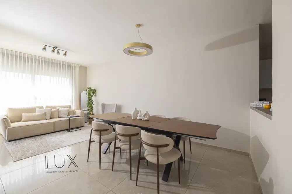 Beautiful 4 bedroom apartment
