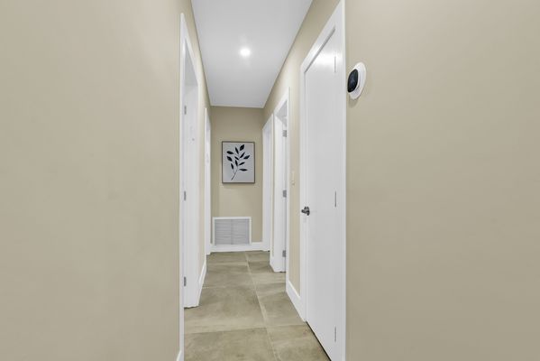 VILLA BOCA: 4BD/3 BA HEATED POOL CORNER LOT