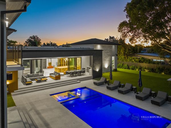 Luxury Villa Where Comfort Meets Elegance