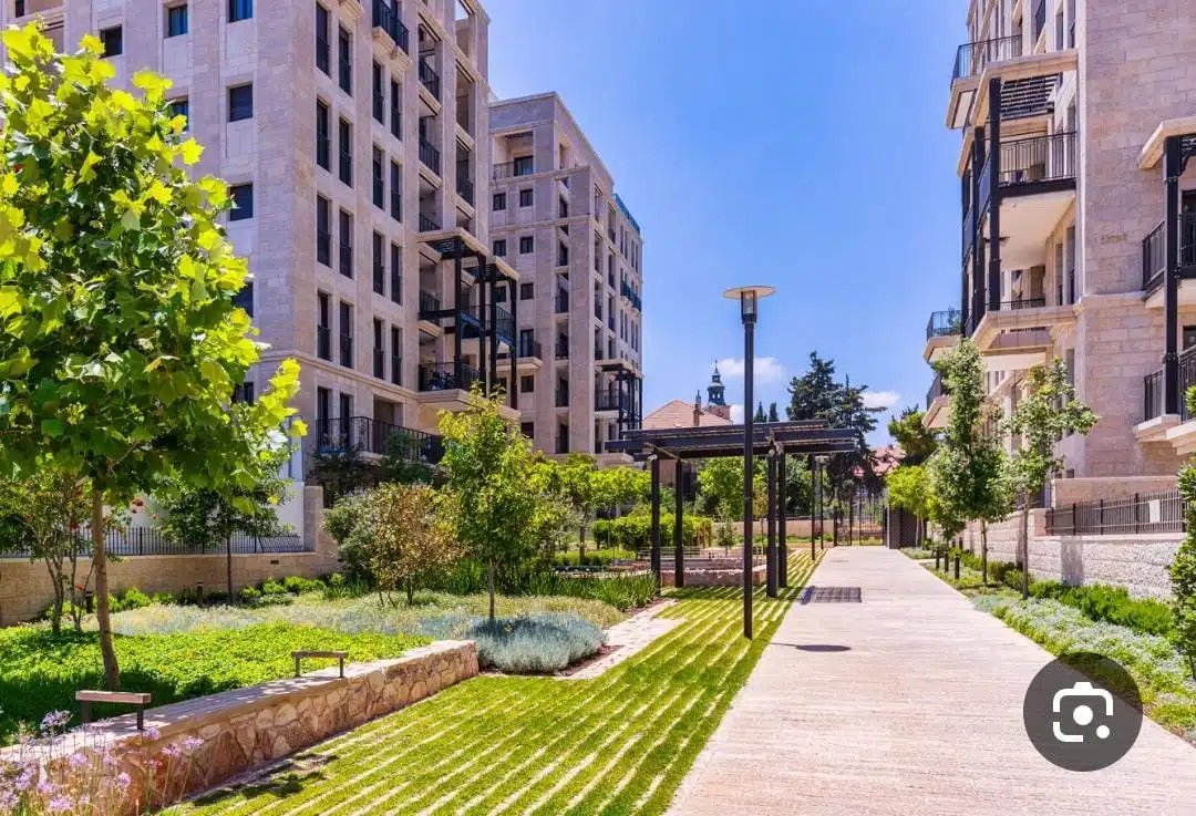 Amazing 3 Bedrooms Jerusalem Estate