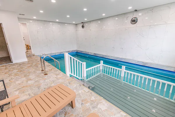 lakeview villa