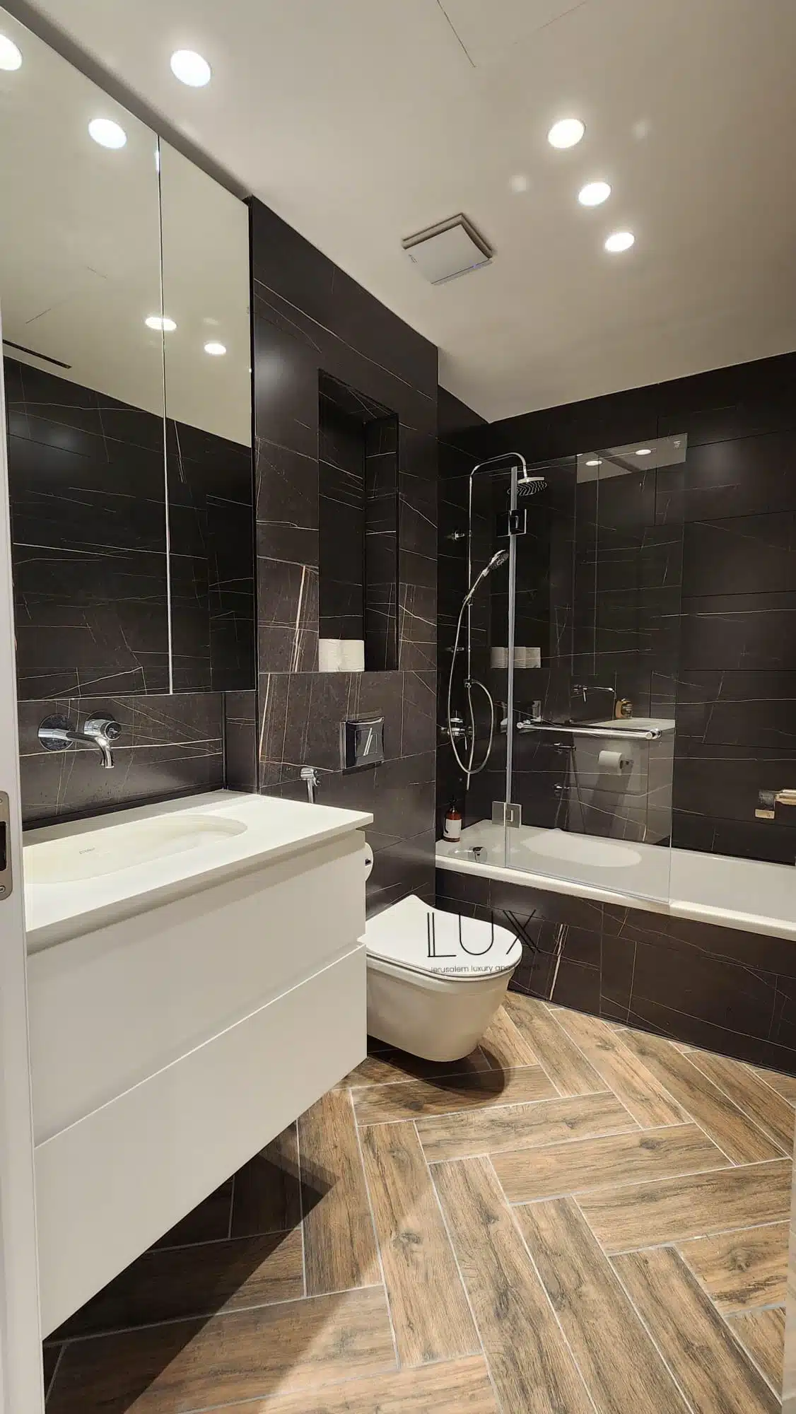 Spirit Tower 5 Bedrooms