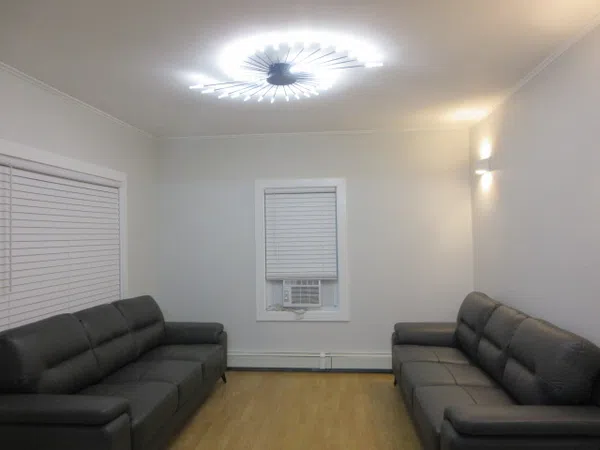 5 Bedroom Private House