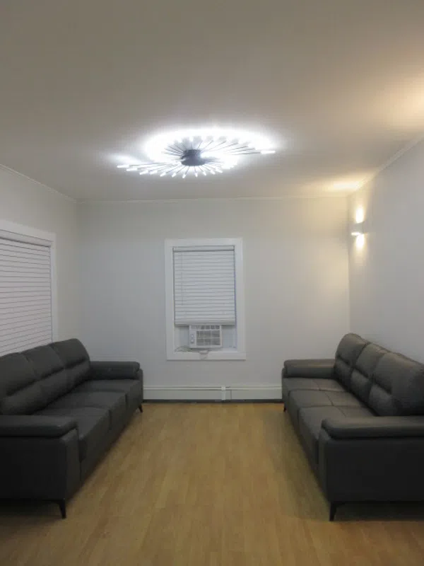 5 Bedroom Private House