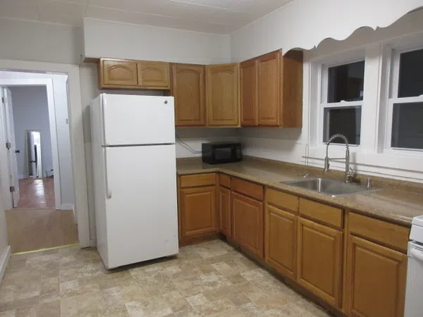 5 Bedroom Private House