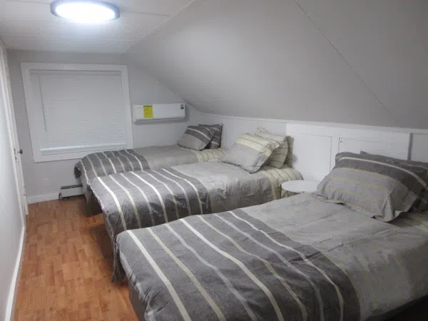 5 Bedroom Private House