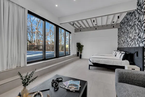 Diamond Suite
