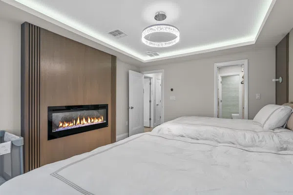 beautiful home  Next door to year round Shul