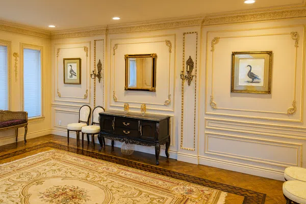 Elegant 9+ bed, mansion, kosher, Shabbos-friendly