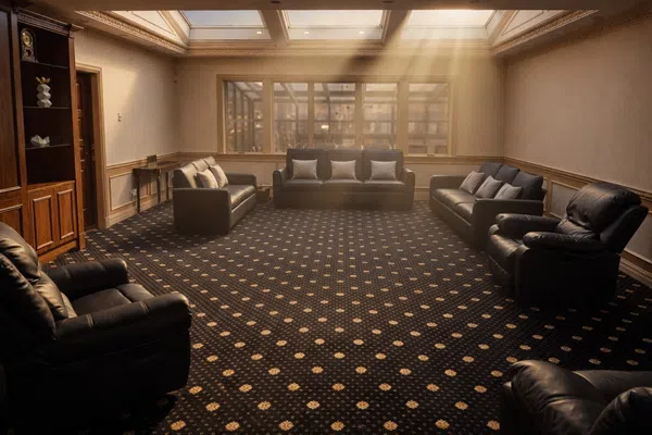 Elegant 9+ bed, mansion, kosher, Shabbos-friendly