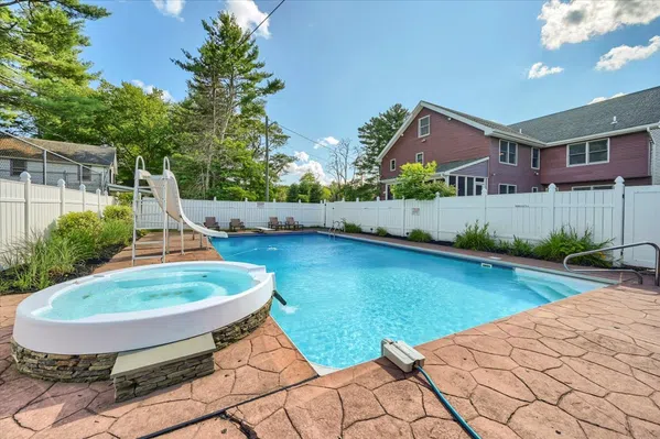 Lakejoy Estate
