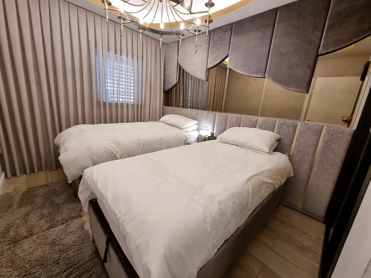 nice 4 bedroom apartment